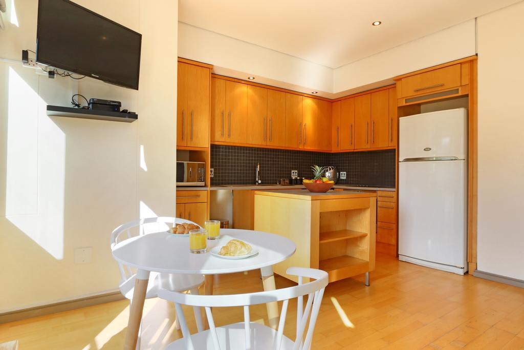 Апартаменты 808 Cartwrights Corner Кейптаун Экстерьер фото